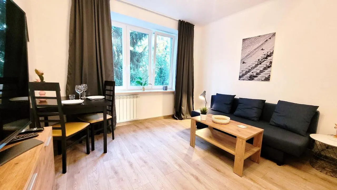 Great Life - Apartment Next To Metro Station ワルシャワ 0*,  ポーランド